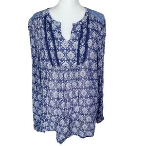 SUNDANCE Women's XL Blue White Medallion Print V-Neck Lightweight Tunic Blouse